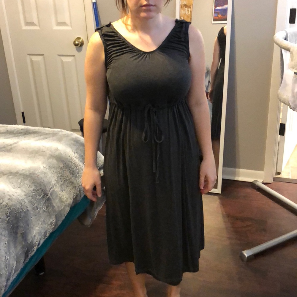 Maternity delivery gown/dress